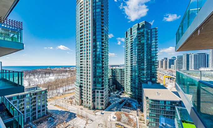 Fort York Hotel | RS Boutique Suites - Fort York
