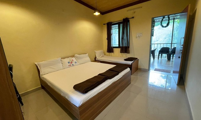 Bhiwandi Hotel | RS Farms