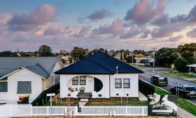 Maryborough House | Ruby by Whiskey June
