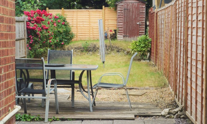 Maidstone House | ★Ruby Retreat★ Entire House★ WiFi★ 4 Bed★ Garden★