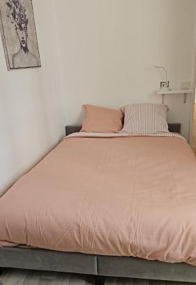 Front de Lac House | Ruby room - 20 min to Paris