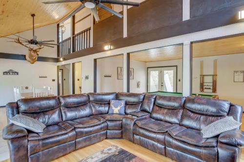 Ruidoso House | Ruidoso Cabin Retreat with Multi-Level Deck