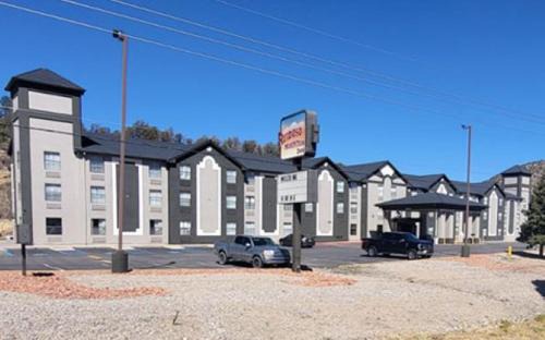 Ruidoso Hotel | Ruidoso Mountain Inn