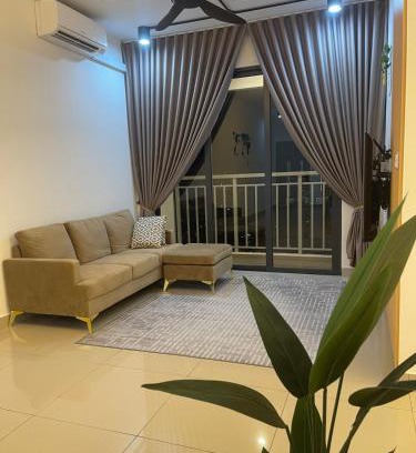 Sentul Pasar Apartment | RumaDuke Kuala Lumpur with Netflix and KLCC Views