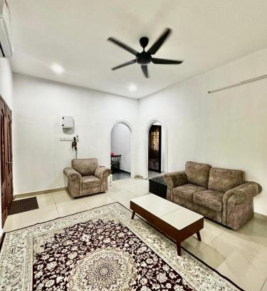 Larut House | Rumah D Hutan
