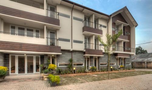 Ragunan Hotel | Rumah Kamang Residence