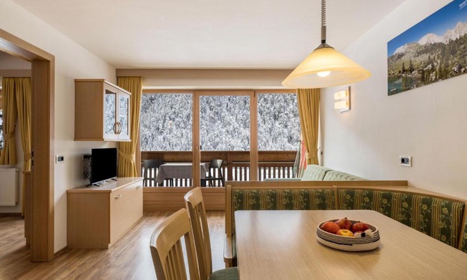Mareo Apartment | Runcac Apt Pla
