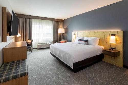 Columbus Hotel | Running Aces Hotel & Casino, Trademark Collection by Wyndham