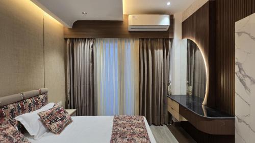 Sikandarabad Bed & Breakfast | runway suites
