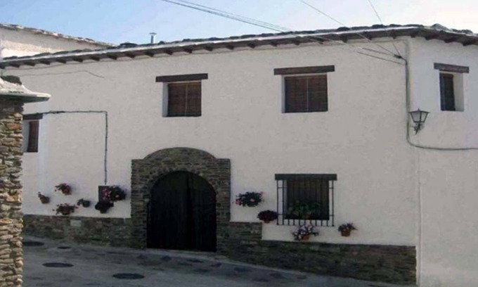 Bubion Cottage | Rural Accommodation El Romero for 9 people