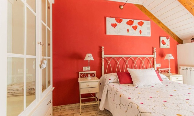 Senegue House | Rural Duplex in the Pyrenees - Garden and Parking
