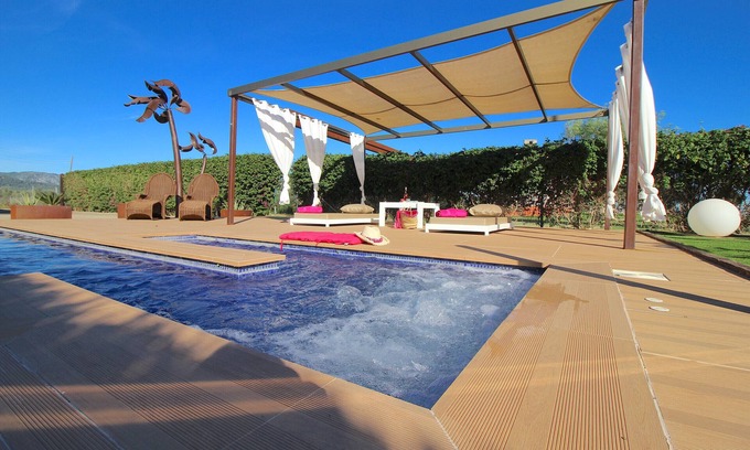 Sa Pobla Villa | Rural Finca Son Vent for 2 in Mallorca with pool