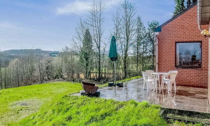 Roy House | Rural holiday home in Roy with panoramic views