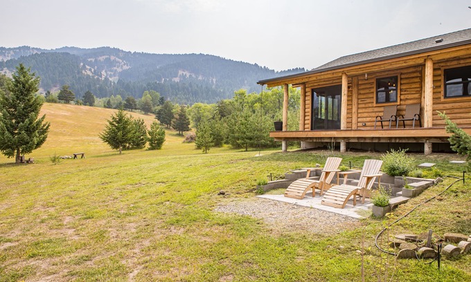 Bozeman House | Rural home on 5 acres w/incredible views minutes to Bozeman - Sypes Canyon Cabin