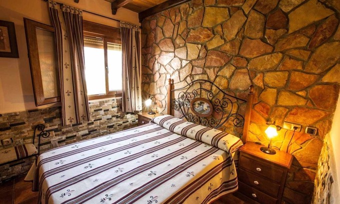Mecina Bombaron Apartment | Rural lodging Barrio Alto 2 people spa and swimming pool