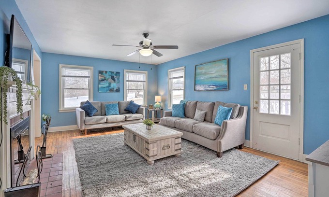 Minetto Cottage | Rural Oswego Cottage on 50-Acre Orchard & Farm!