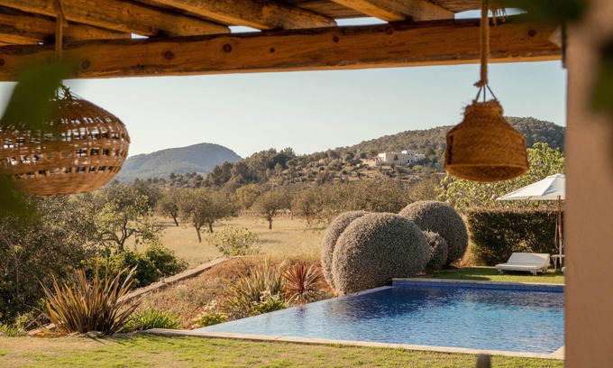 Sant Antoni de Portmany Villa | Rural villa, 5 mins - > Santa Gertrudis with Infinity Pool