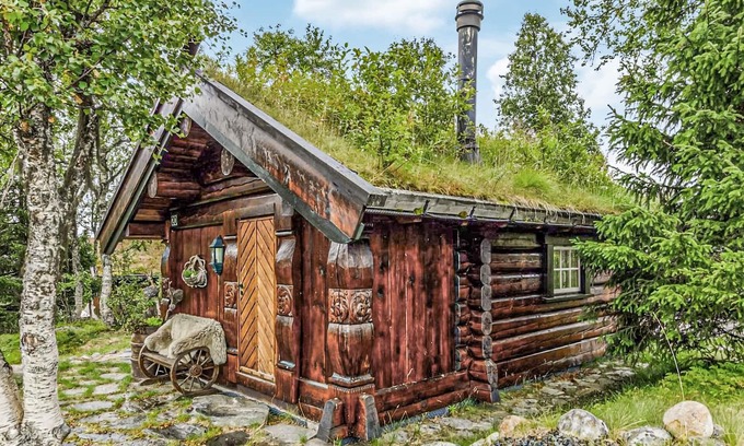 Vinje House | Rustic and cozy Viking wooden house for your romantic stay in Rauland.