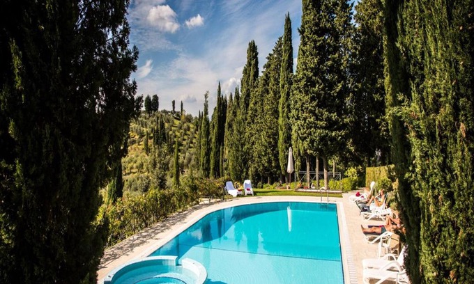 Bucciano Apartment | Rustic Apartment with Pool and air conditioning