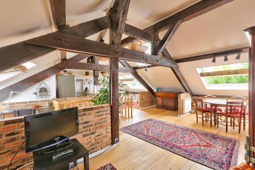 Meudon Apartment | Rustic Bohemian Duplex in Meudon