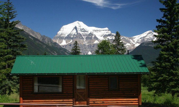 Regional District of Fraser-Fort George Cabin | Rustic cabin in the Canadian Rockies!