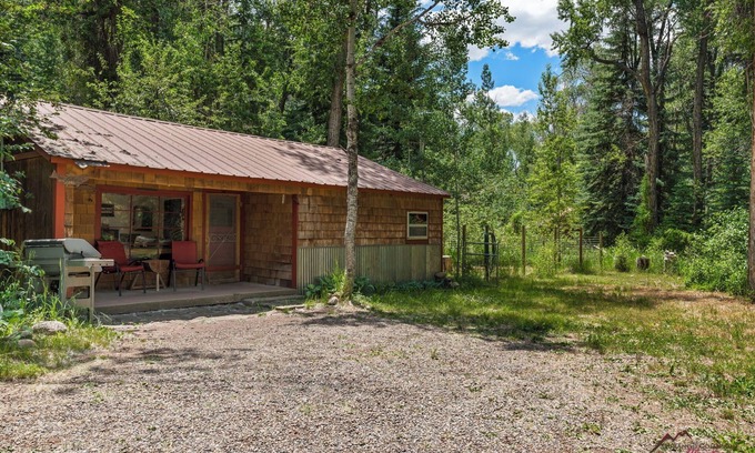 Historic Downtown Durango Cabin | Rustic Cabin on the Pine River, Pet-Friendly, Great Fishing