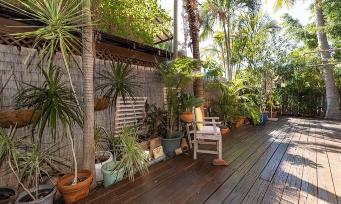 Broome Villa | Rustic Charm 3 Bed 2 Bath in The Heart Of Broome