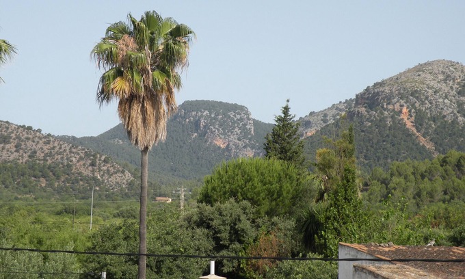 La Esglayeta Cottage | Rustic country house, surrounded by almond trees, quiet area.