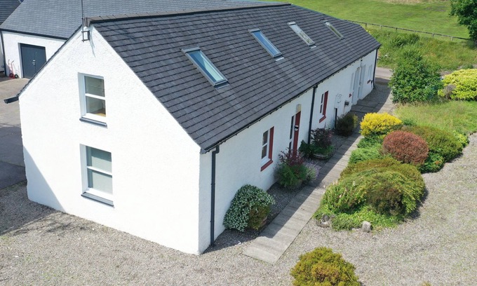West Laroch Cottage | Rustic Elegance in the Heart of Highlands: Your Barn Conversion Cottage