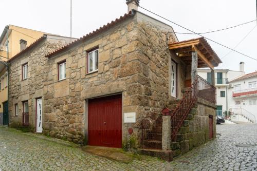 Gouveia House | Rustic Getaway in Guarda