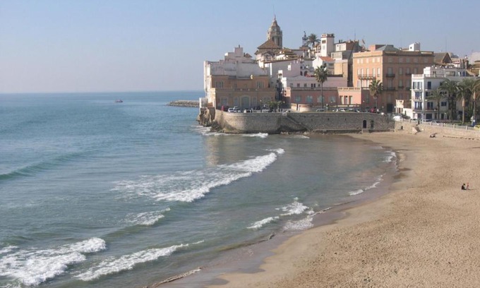 Sitges Apartment | Rustic good