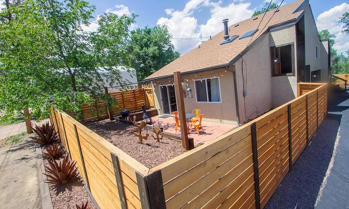 Colorado Springs House | Rustic-Modern Townhome A in Ivy Wild/Downtown