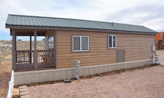 Greenehaven House | Rustic Retreat is your cozy sanctuary and gateway to stunning Lake Powell.