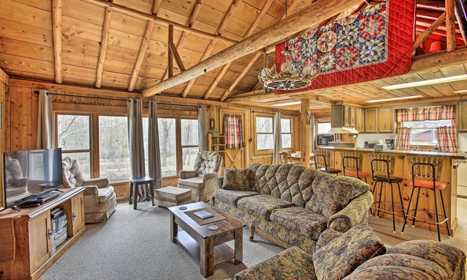 Moorestown Cabin | Rustic River View Cabin w/Fire Pit, Games & Grill