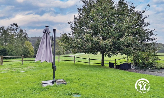 Saint-Cenere Cottage | Rustic Riverside Retreat: 2-Bed Cottage with Garden, Pets Welcome
