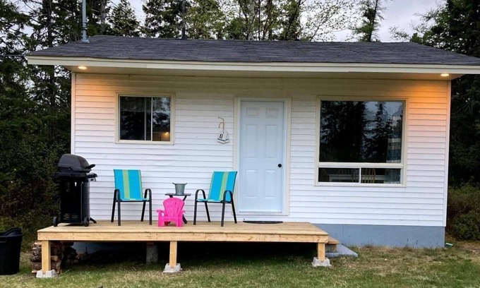 Port Blandford Cabin | Rustic Wave Cottages-Cabin #6