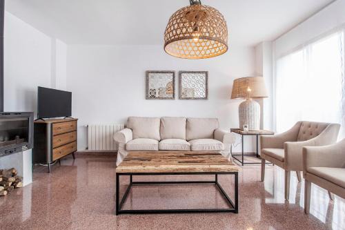 Alpuente Apartment | RUSTIKALPUENTE Casa de la CULTURA