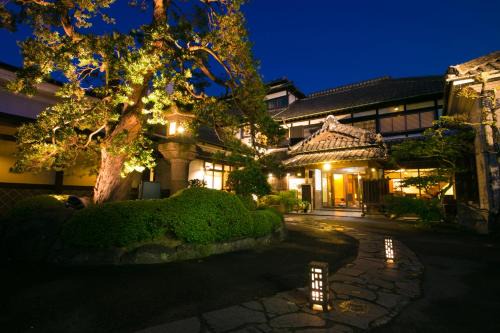 Karatsu Hotel | Ryokan Wataya