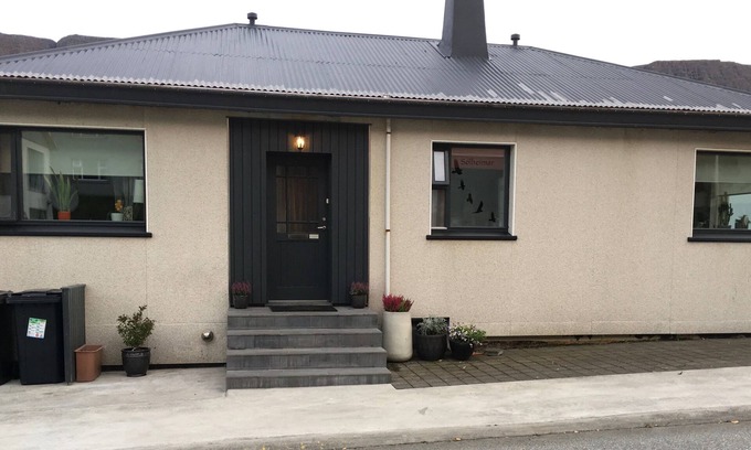 Isafjordur Apartment | Sólheimar Studio Apartments