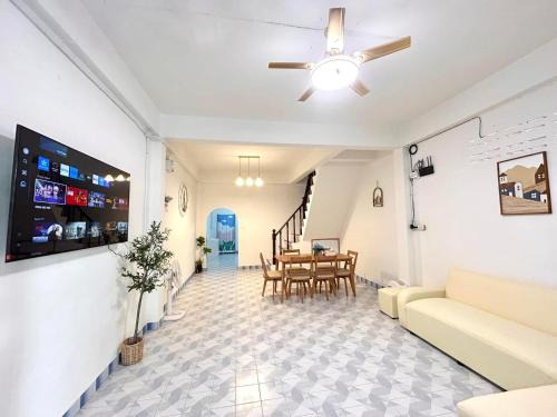 Hat Yai Villa | S Home Hat Yai - Entire House, Private Parking