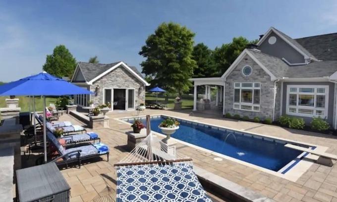 Wilmington Apartment | S&K Getaway with heated pool & sauna 9 miles to WEC
