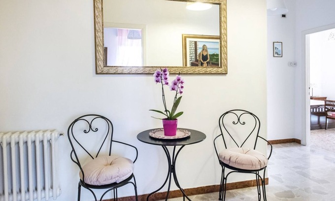 Sirolo Apartment | S069 - Sirolo, four-room apartment in the center with terrace and garage