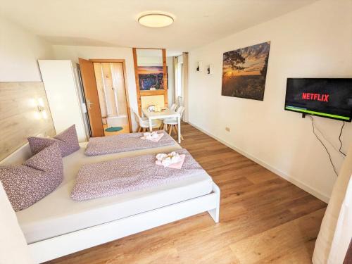 Lichtenhain Apartment | S2 - Urlaubsmagie - Am Wanderweg mit Terrasse