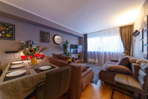 Purvciems Apartment | S22 rrlux comfy free parking
