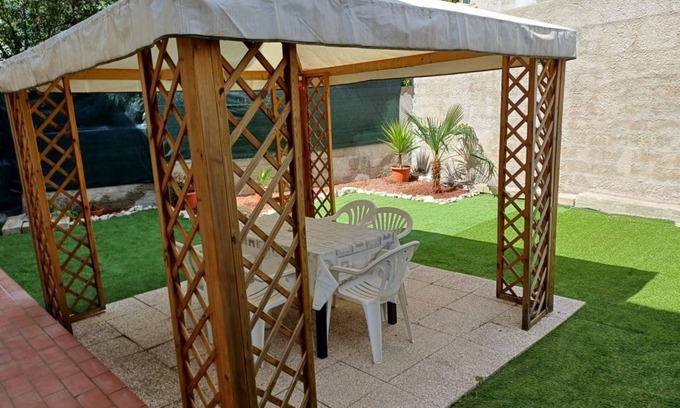 Sirolo Apartment | S319 - Sirolo, three-room apartment with sea view and garden