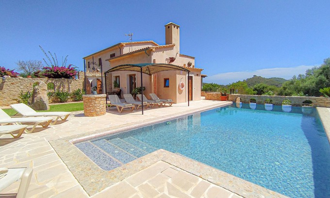 Felanitx Villa | Sa Sinia - Farmhouse with pool and views in S'Horta, Mallorca
