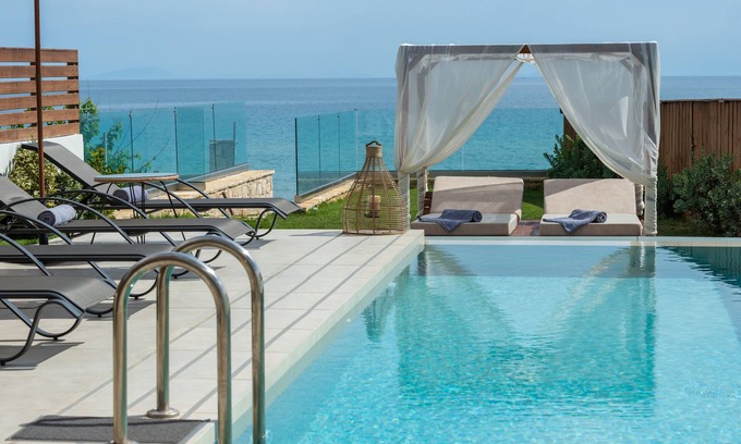 Psarou Villa | Sabbia Doro Beach Villa