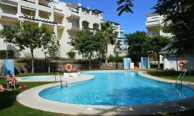 Manilva Apartment | Sabinillas, terrace, shared pool, private paking
