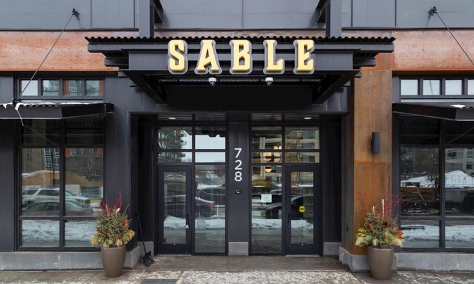 Warehouse District House | Sable 703 - Alcove