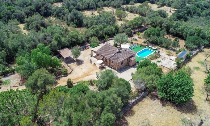 Llubi House | SaCabanya - Quaint little house with pool